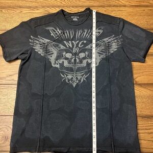 DKNY Jeans 1989 Black Skull NYC Graphic Short Sleeve Tee T-Shirt Mens Size Large